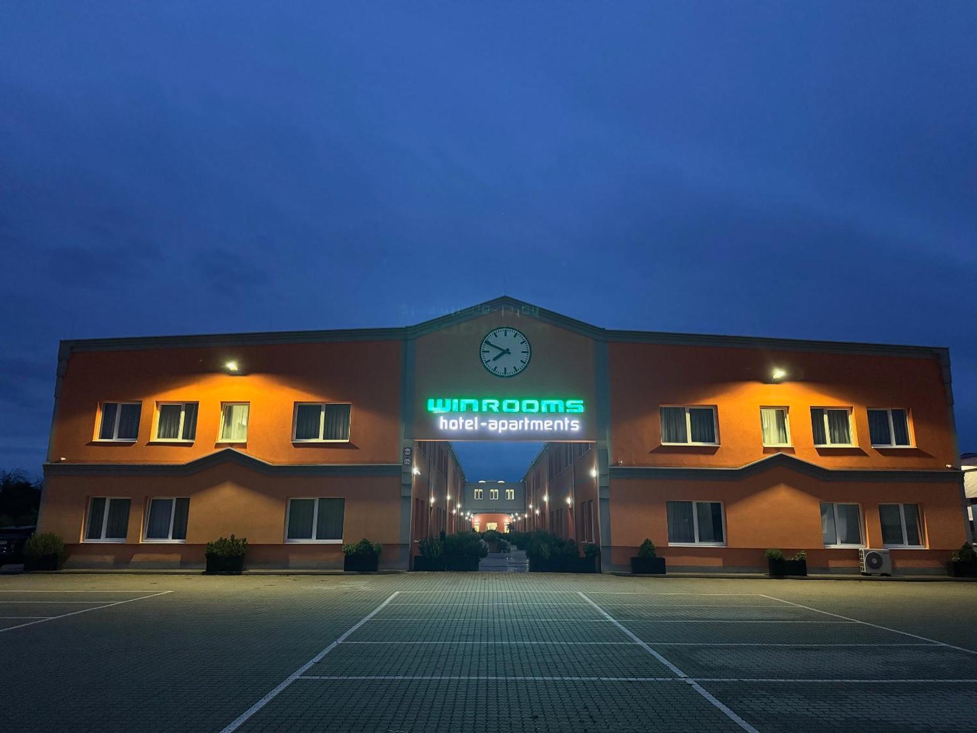 Winrooms "Hotel&Appartement" Винер-Нойштадт Экстерьер фото