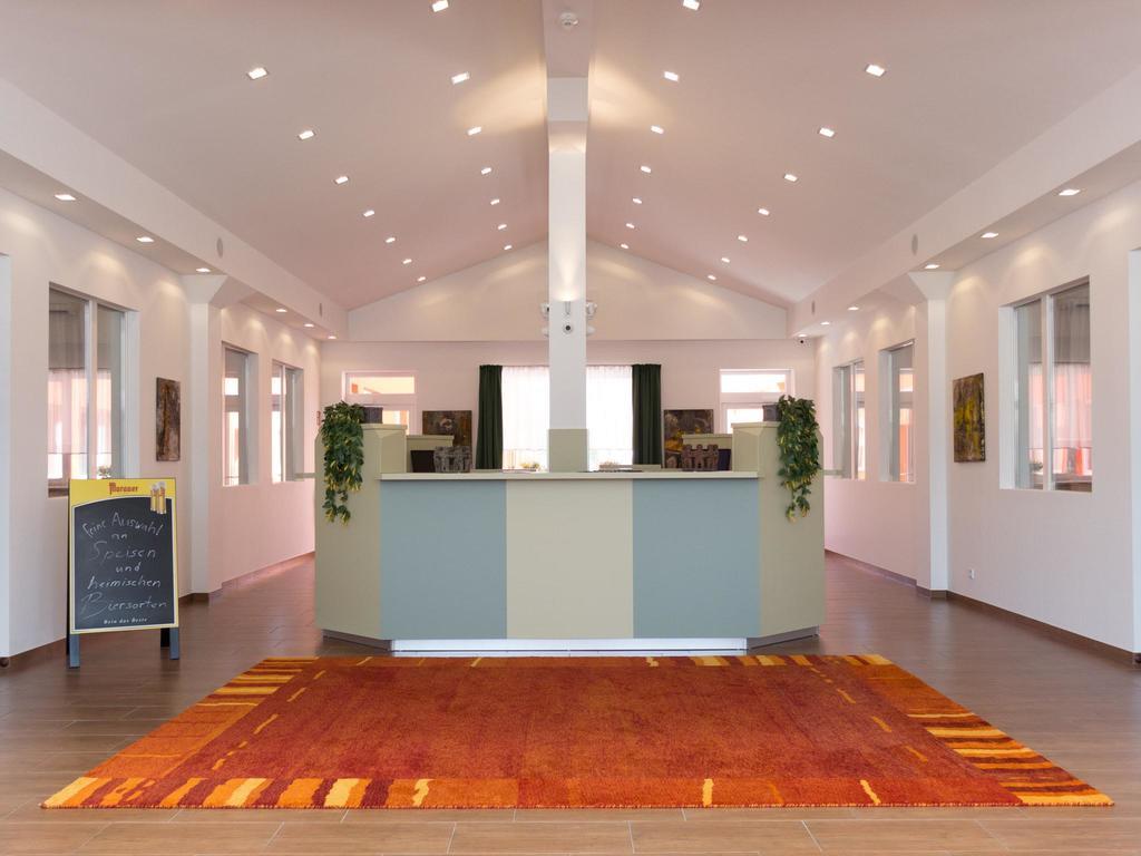 Winrooms "Hotel&Appartement" Винер-Нойштадт Экстерьер фото