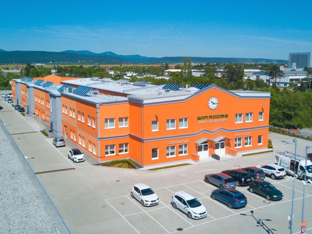 Winrooms "Hotel&Appartement" Винер-Нойштадт Экстерьер фото